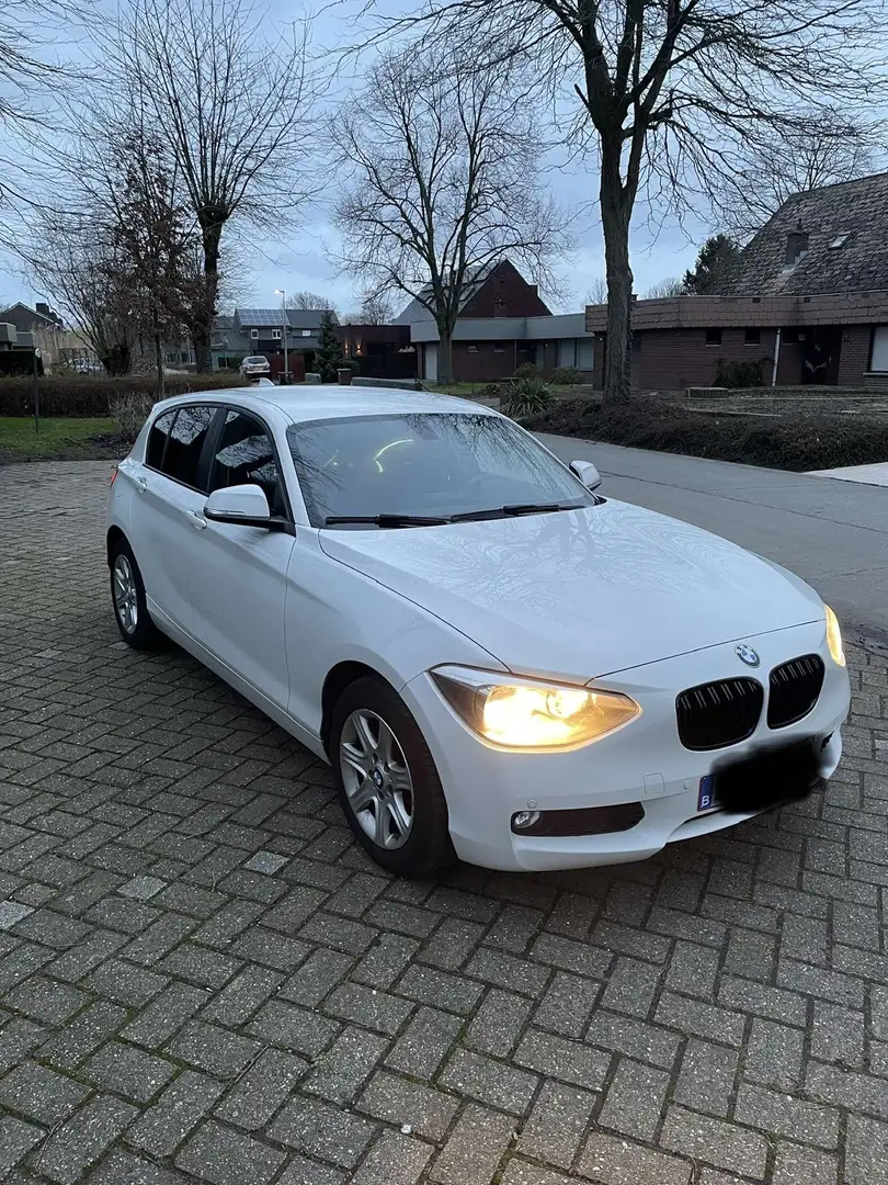 BMW 114 114i EURO 6B Blanc - 1