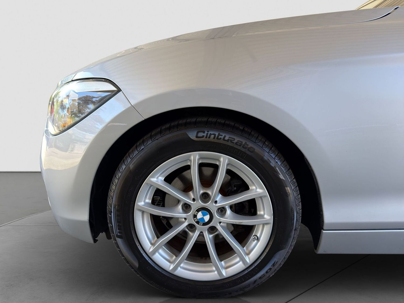 BMW 114 i Klimaauto. Sitzheizung Bluetooth PDC — photo 9