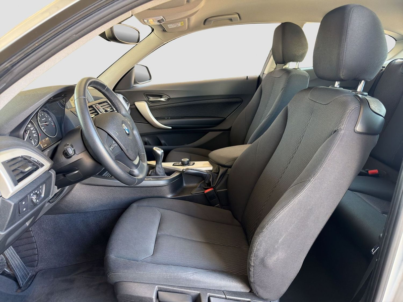 BMW 114 i Klimaauto. Sitzheizung Bluetooth PDC — photo 10