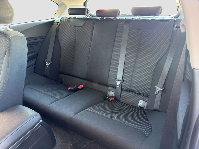 BMW 114 i Klimaauto. Sitzheizung Bluetooth PDC — photo 13