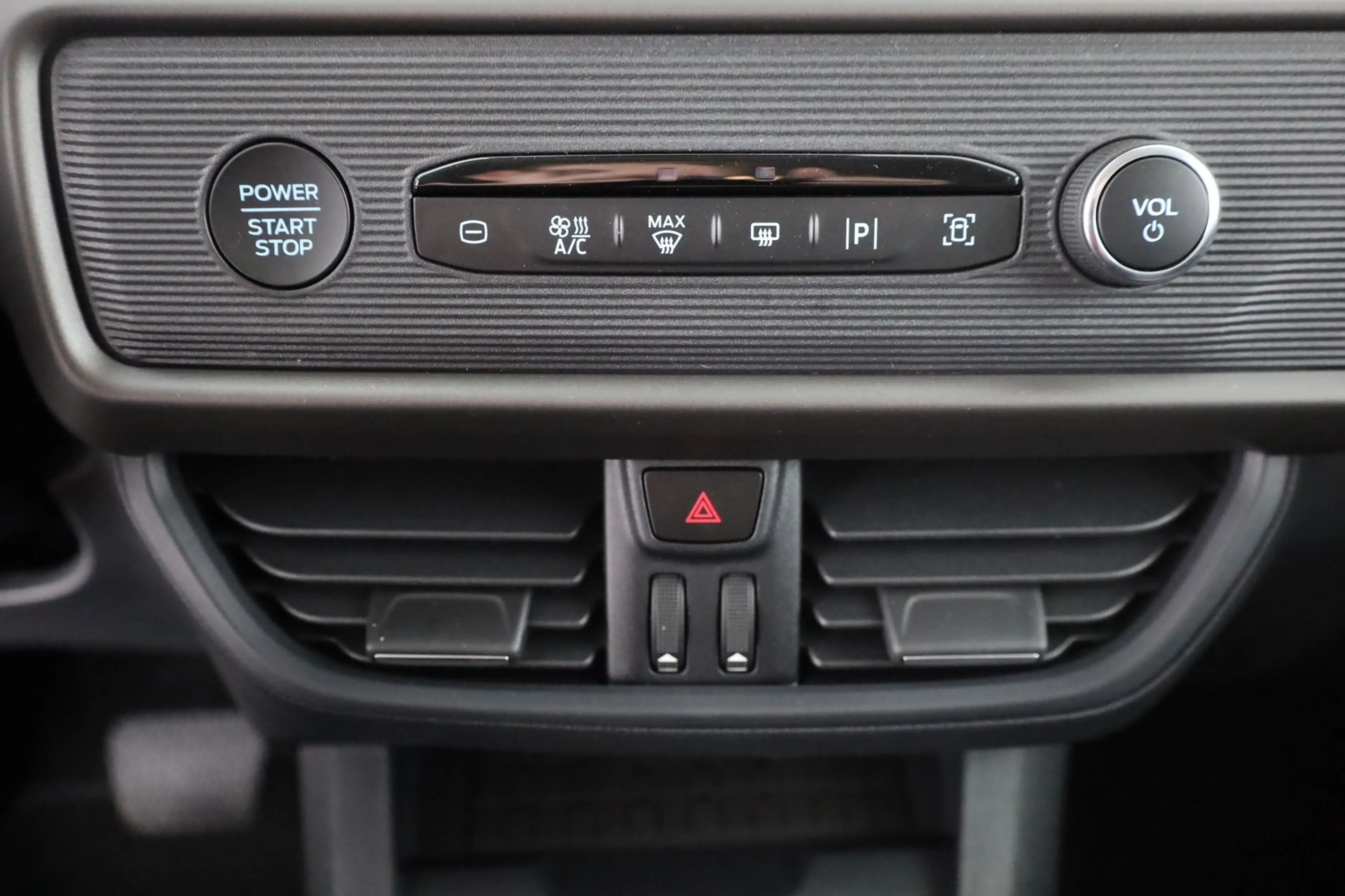 Ford Tourneo Courier Titanium 1.0 EB Aut. Kamera AHK — photo 13