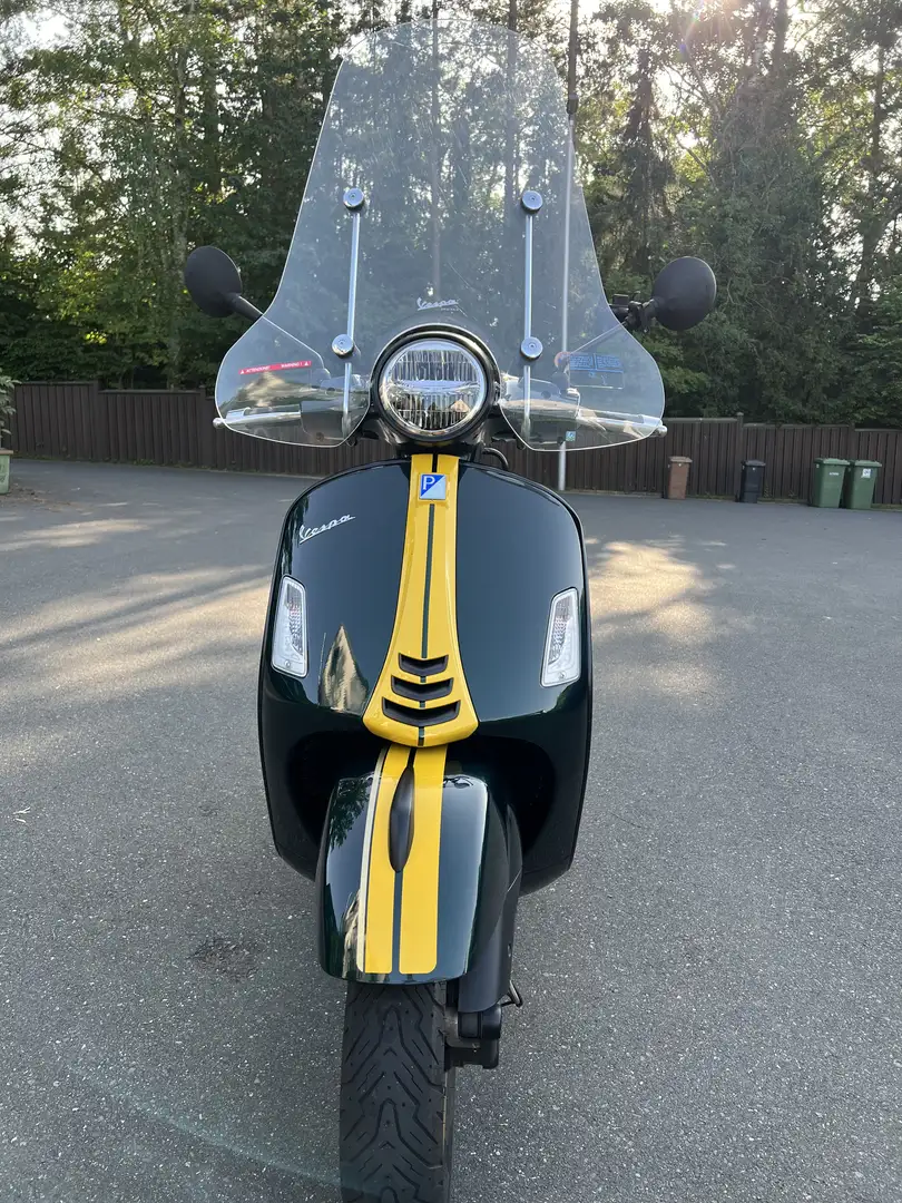 Vespa GTS Super Racing Sixties 125 - 2