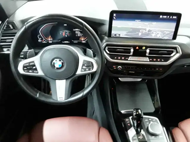 BMW X3 view 10