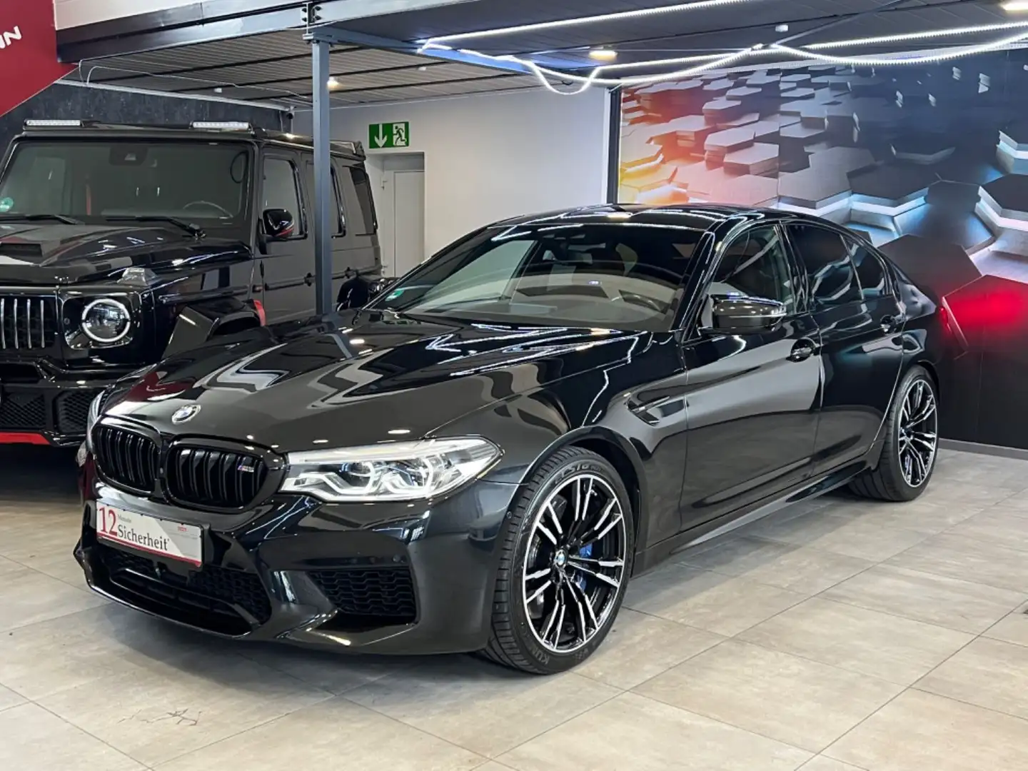 BMW M5 Headup+M Sportsitze+Carbondach+Bowers&Wilkins Black - 1
