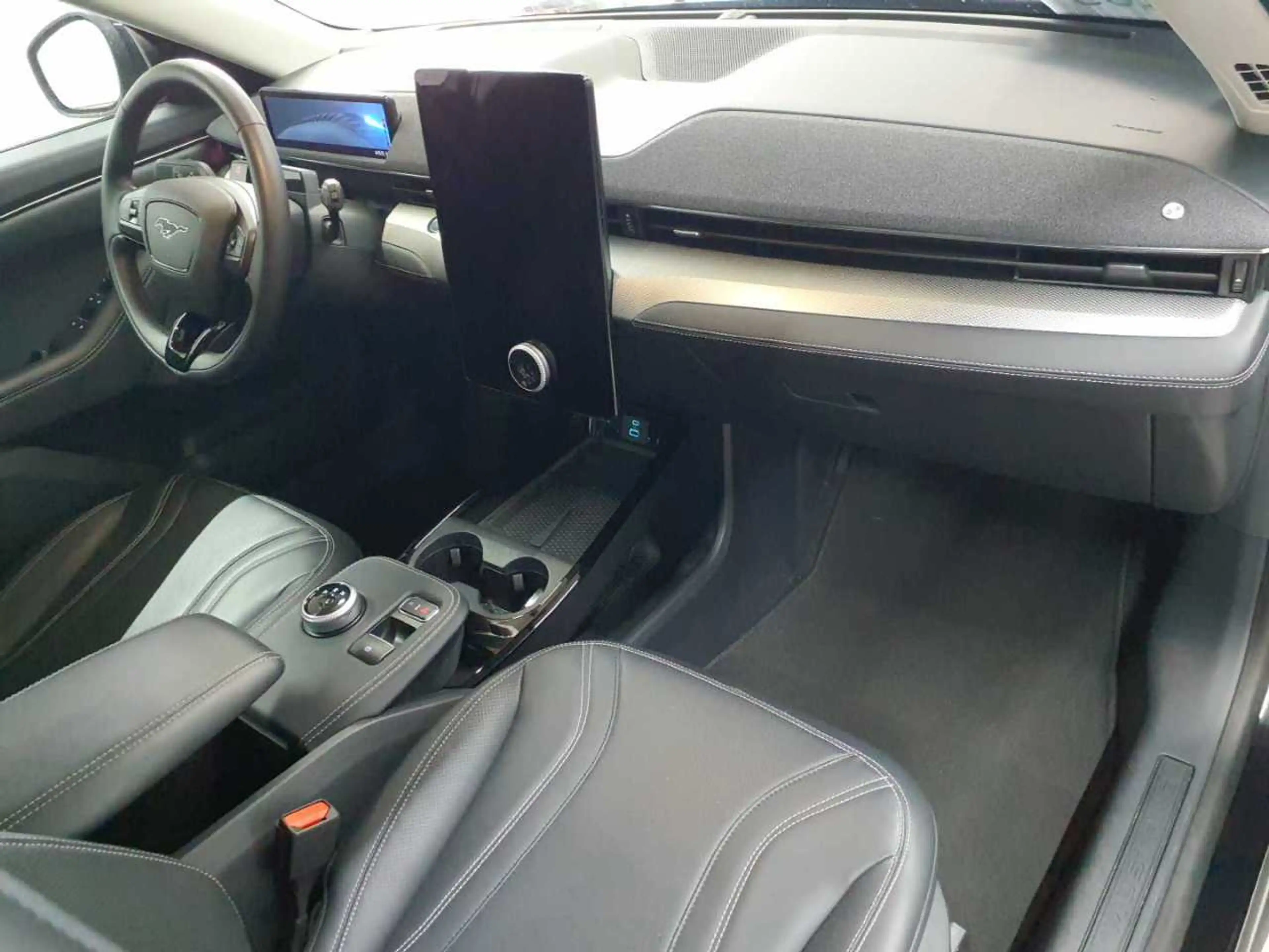 Ford Mustang Mach-E Mustang Mach-E NAVI LED PDC KAM SHZ — photo 9