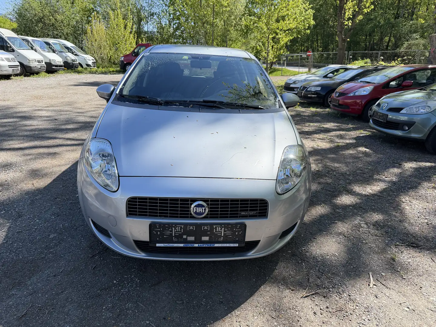 Fiat Grande Punto 1,3 16V JTD Multijet 75 EXPORT !!! Grau - 2
