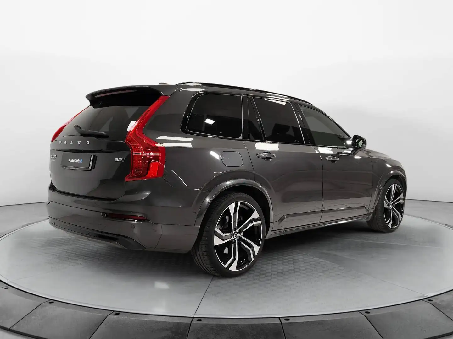 Volvo XC90 b5 Ultimate Dark awd 7 Posti Grijs - 2