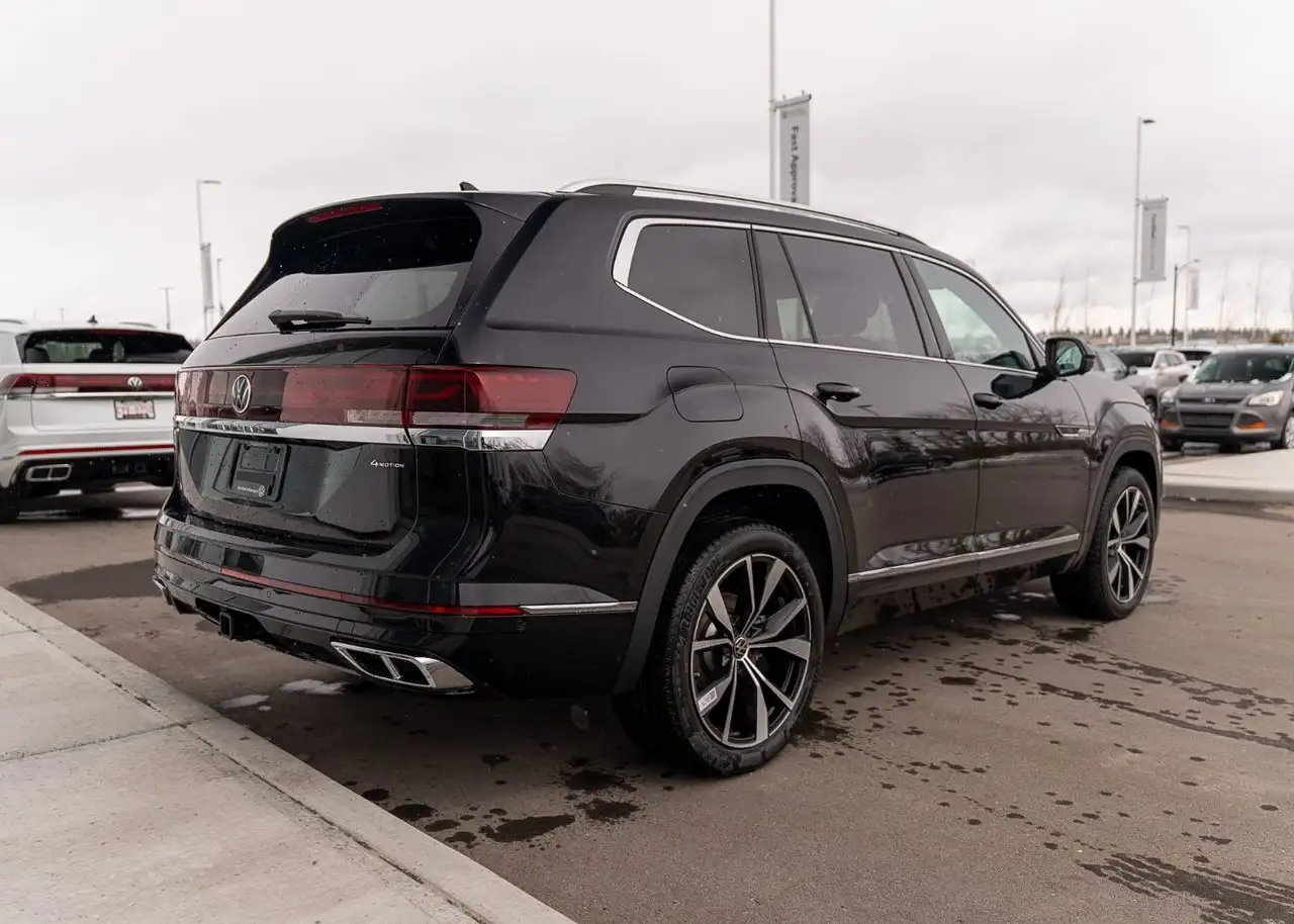 Volkswagen Atlas снимка Volkswagen Atlas