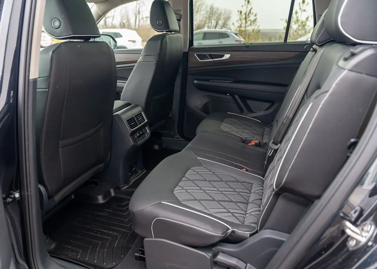 Volkswagen Atlas снимка Volkswagen Atlas