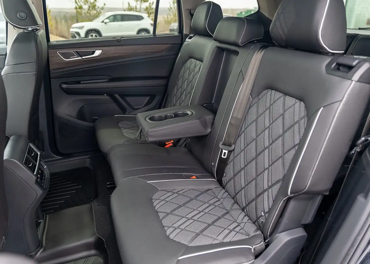 Volkswagen Atlas снимка Volkswagen Atlas