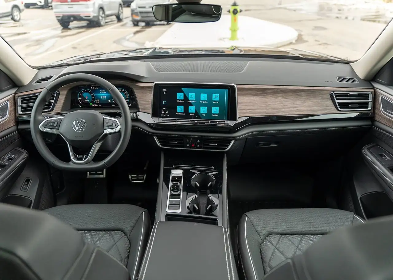 Volkswagen Atlas снимка Volkswagen Atlas