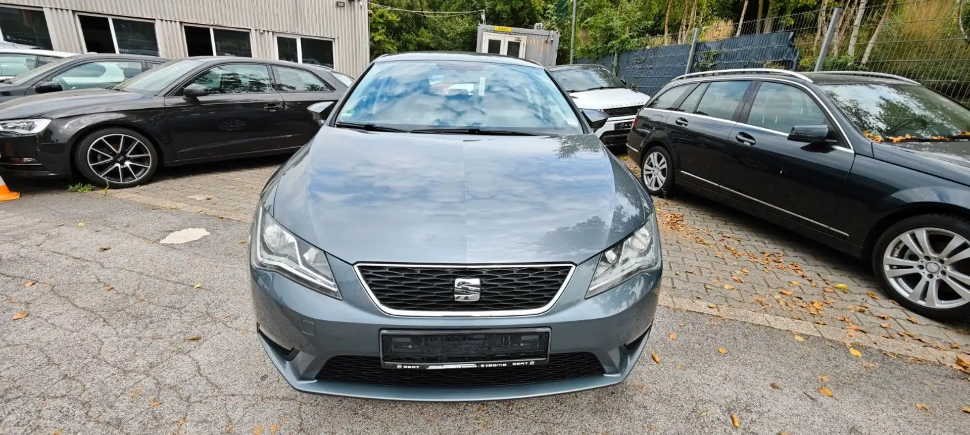 SEAT Leon Reference Gris - 1