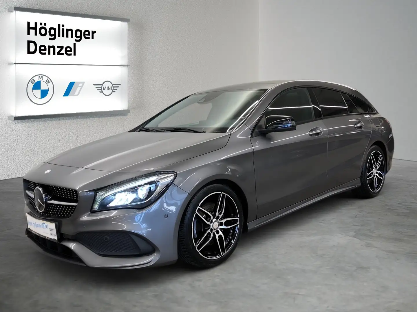 Mercedes-Benz CLA 220 d Shooting Brake 4MATI Grau - 2