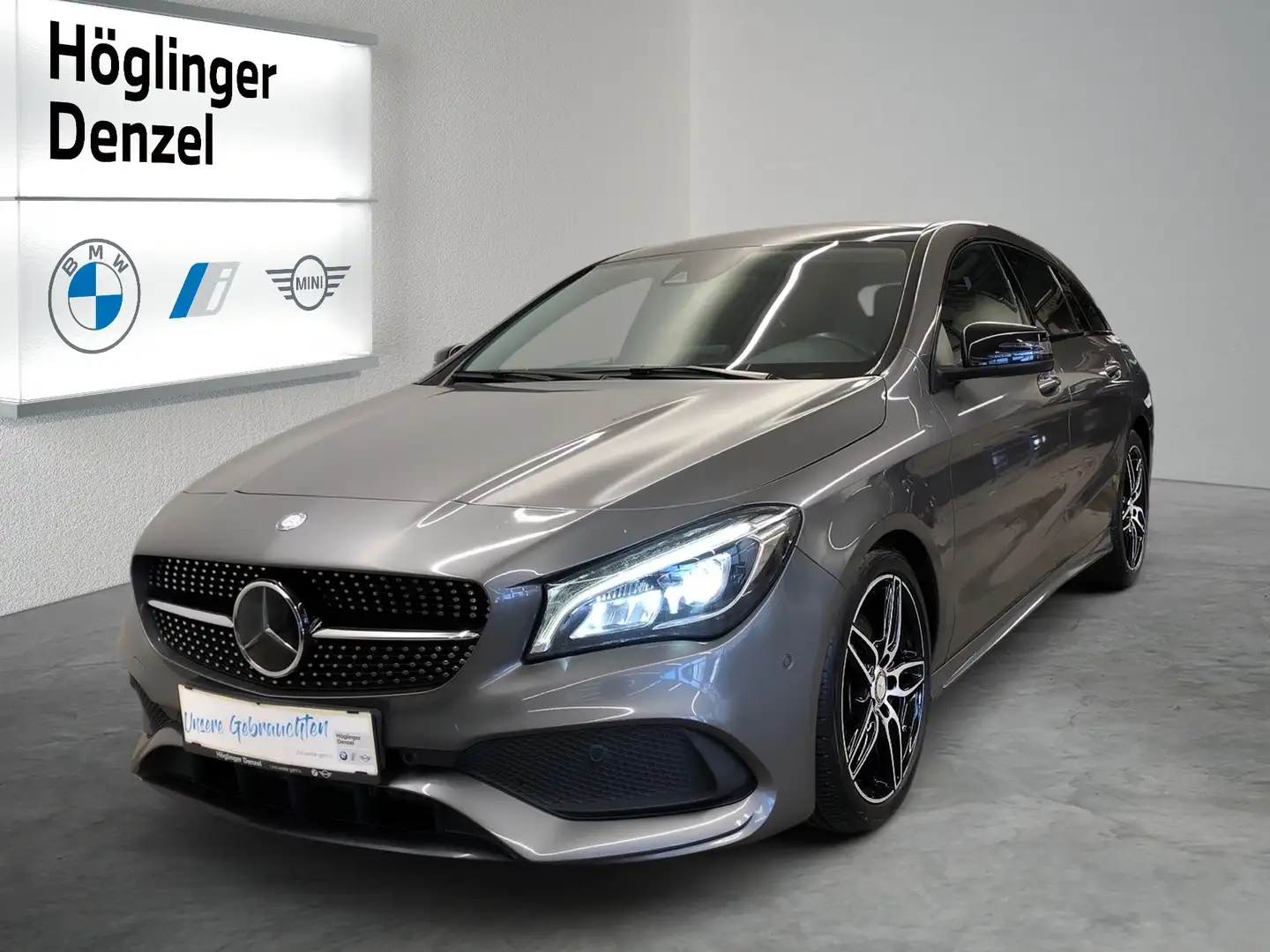Mercedes-Benz CLA 220 d Shooting Brake 4MATI Grau - 1
