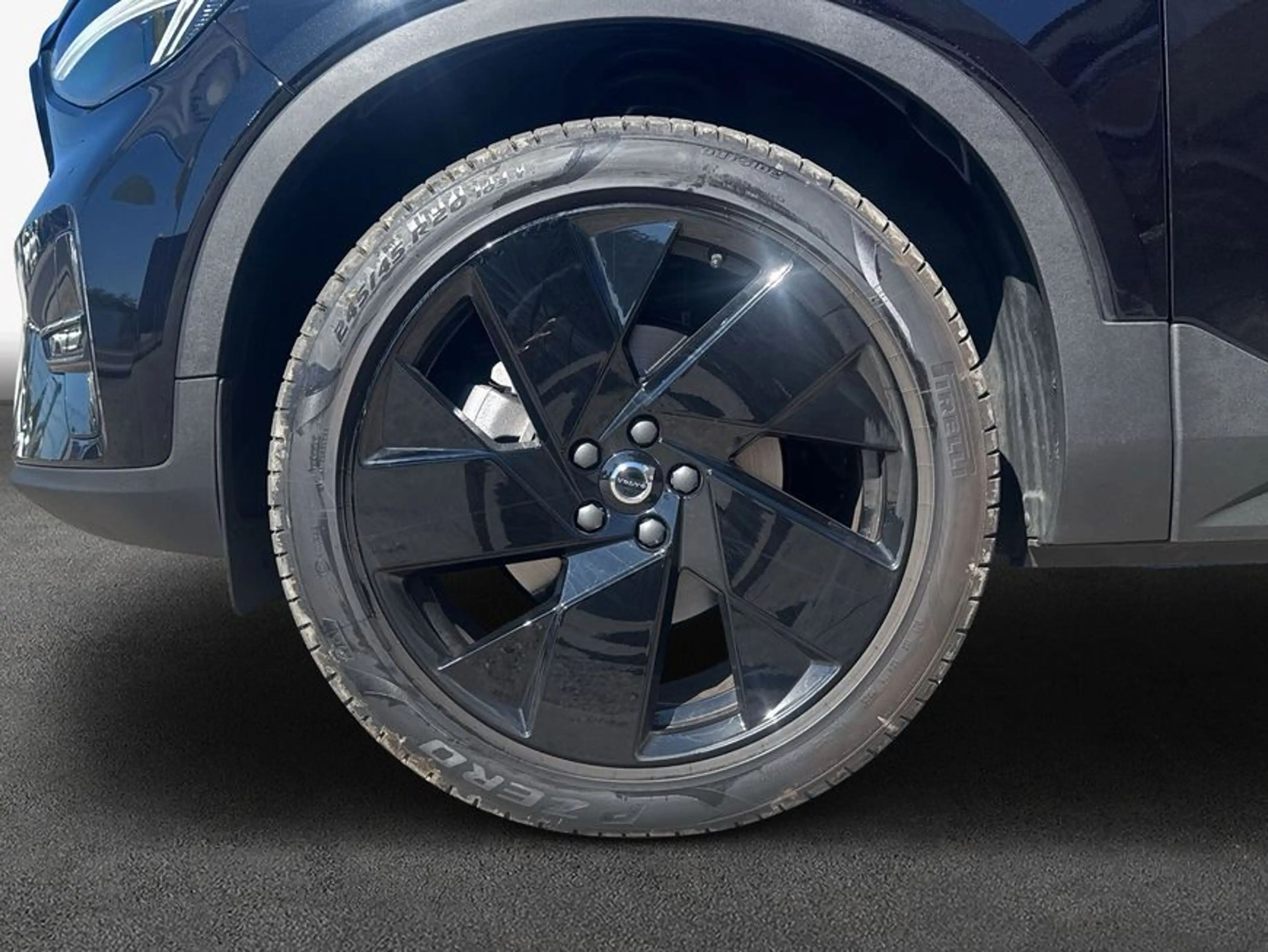 Volvo XC40 XC40 B3 B DKG Plus Black Edition — photo 7