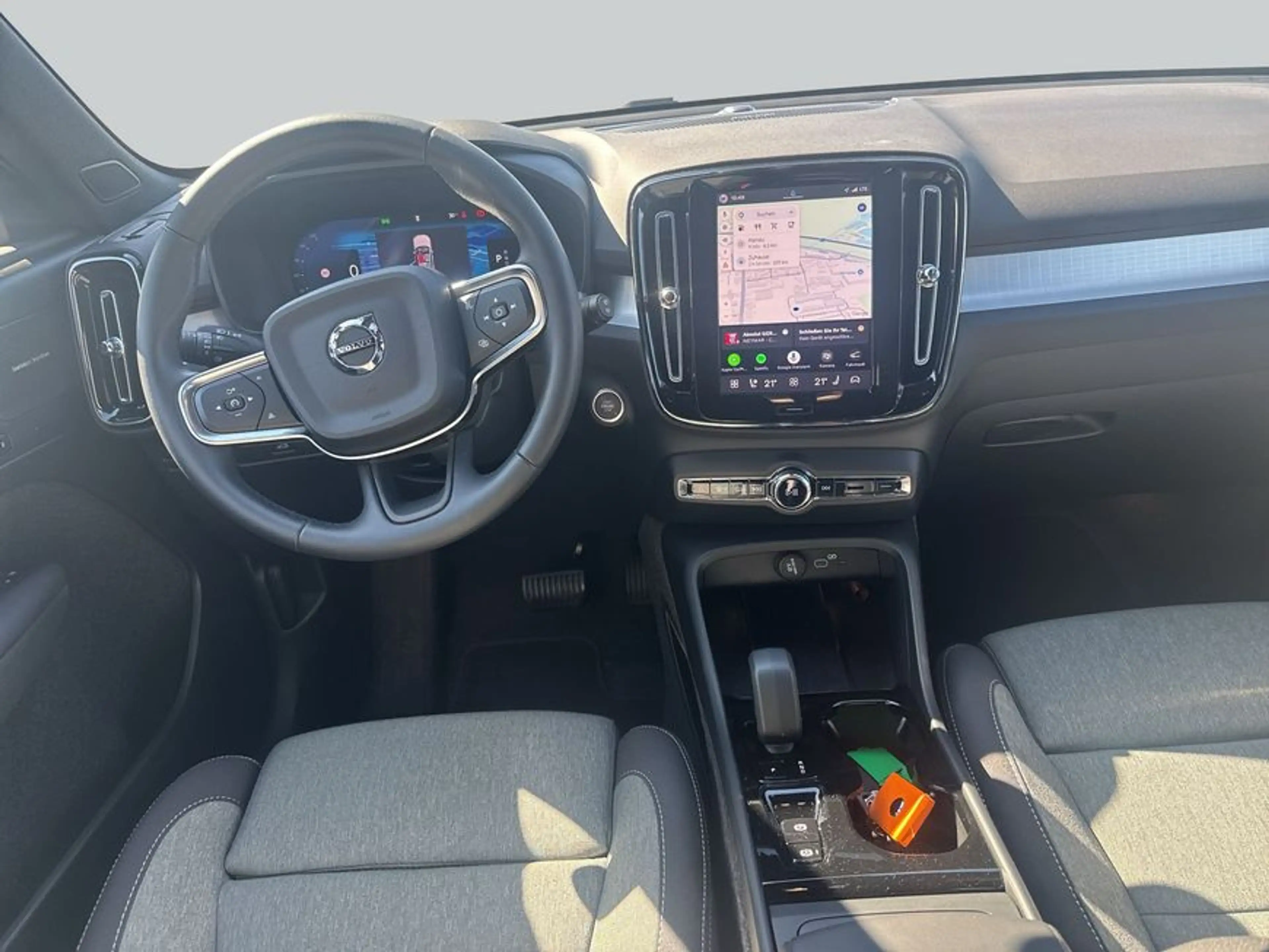 Volvo XC40 XC40 B3 B DKG Plus Black Edition — photo 13