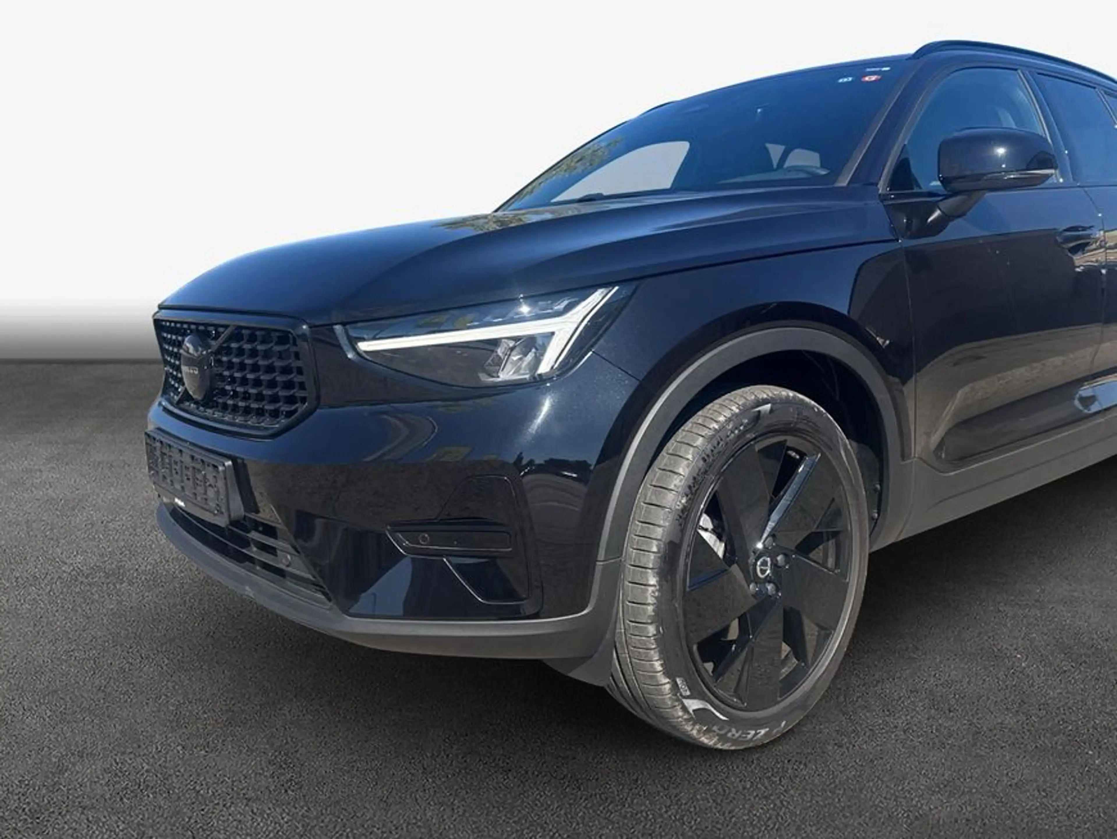Volvo XC40 XC40 B3 B DKG Plus Black Edition — photo 6