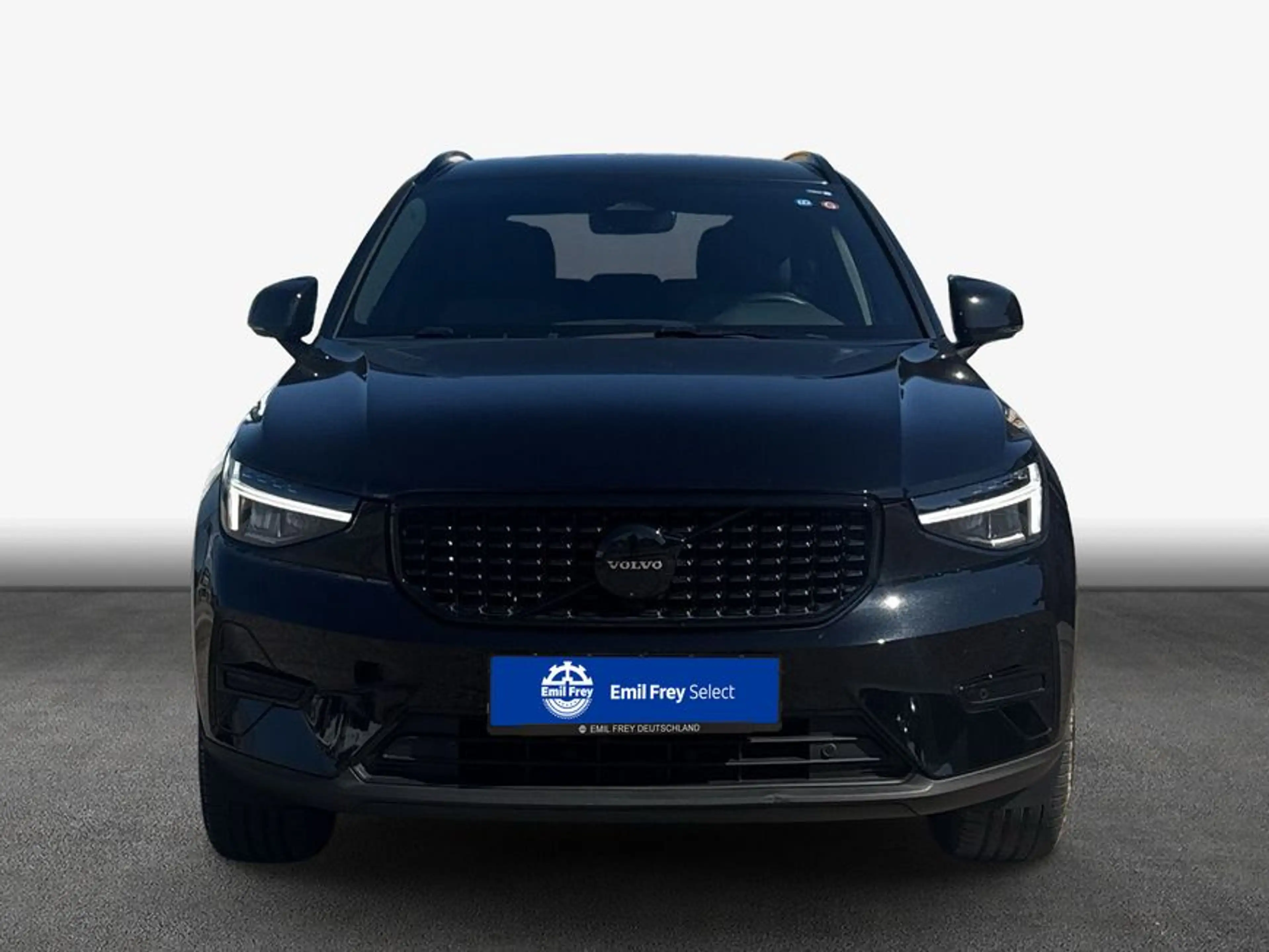 Volvo XC40 XC40 B3 B DKG Plus Black Edition — photo 3