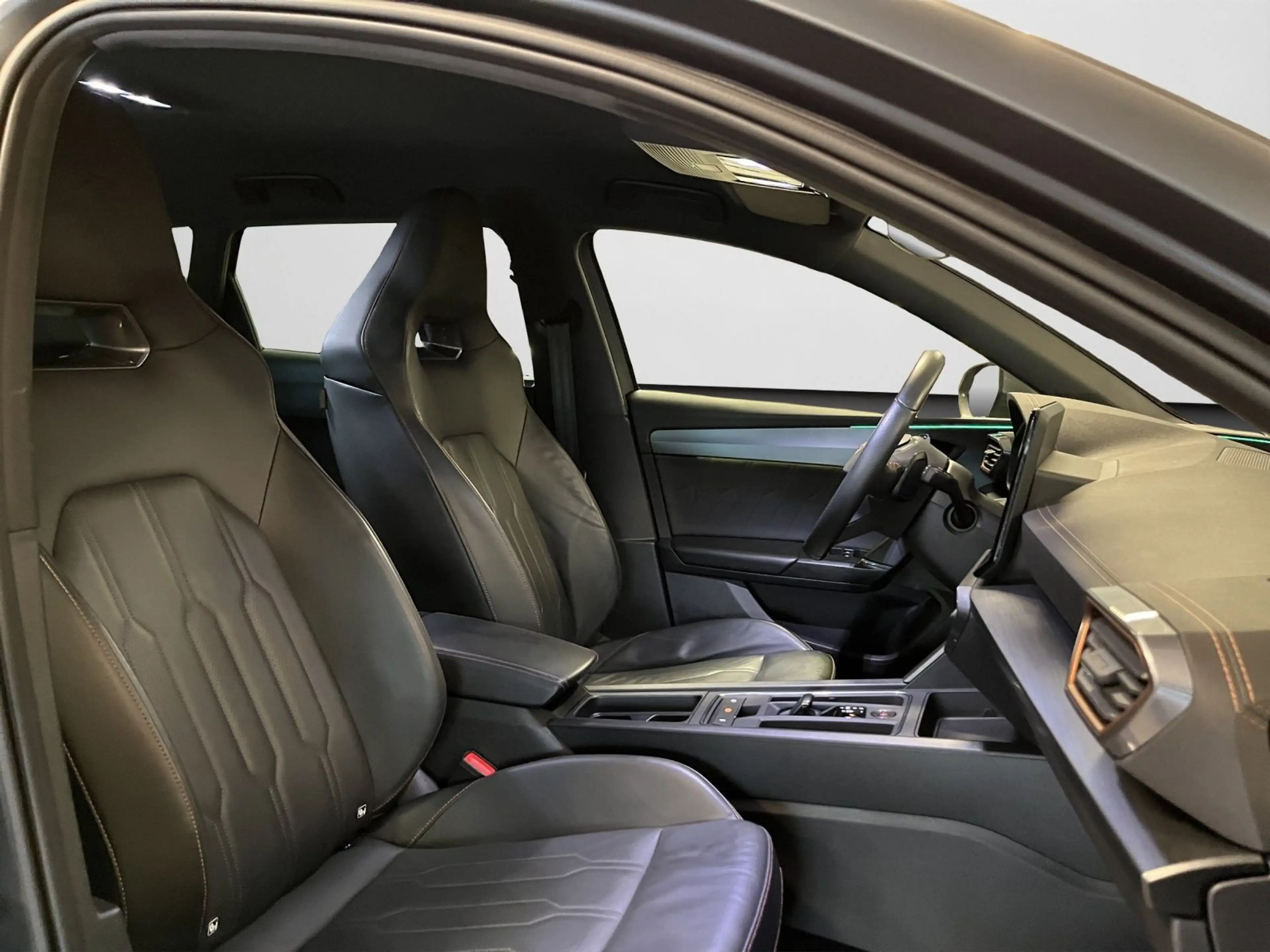 CUPRA Leon Sportstourer 2.0 TDI DSG, Navi, Sitzh., Led — photo 4