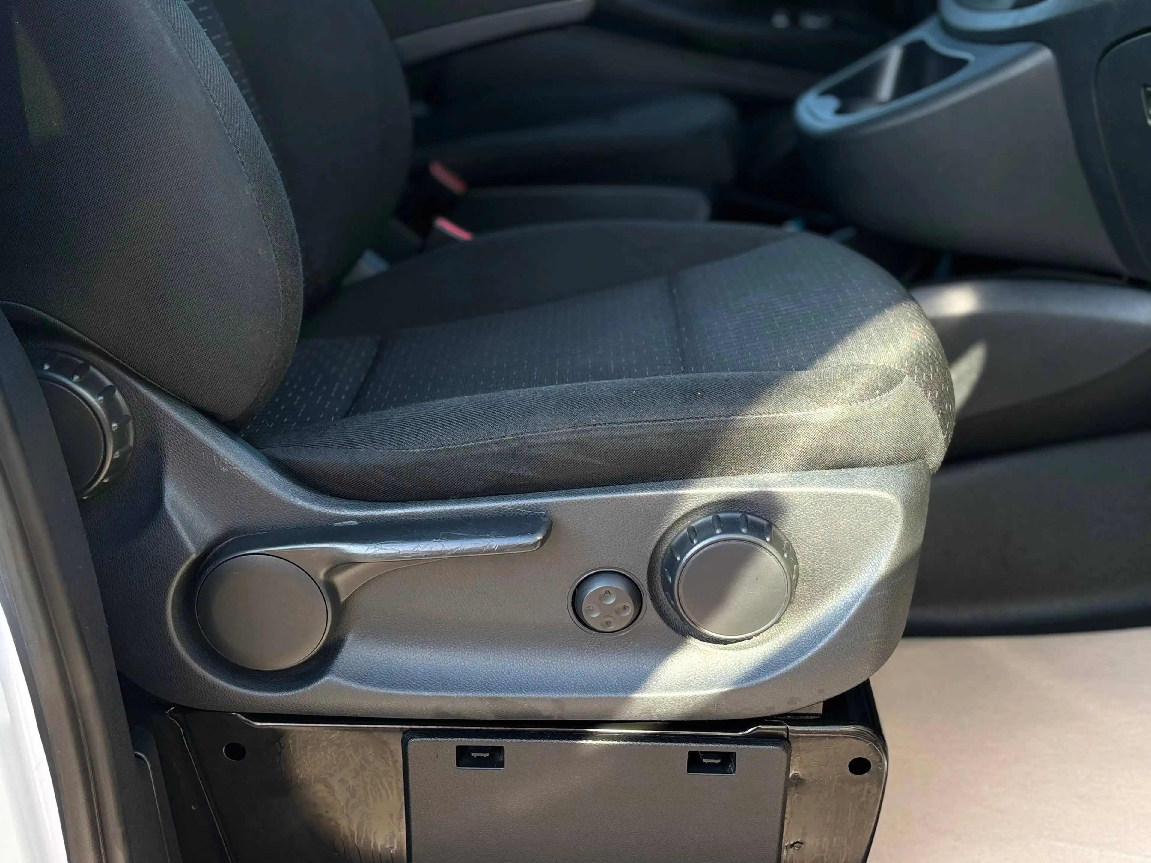 Mercedes-Benz Vito 116 BT 9G 4x4 Mixto Extralang Werkstattausbau RFK NAVI TEMPOMAT — photo 13