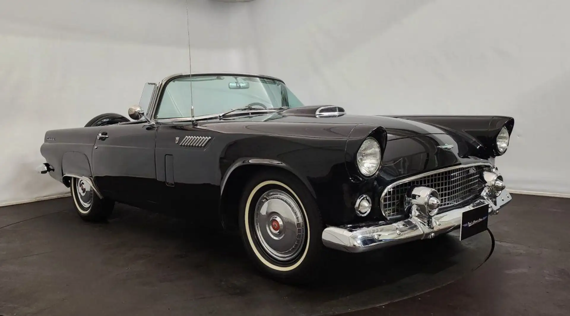 Ford Thunderbird Negru - 1