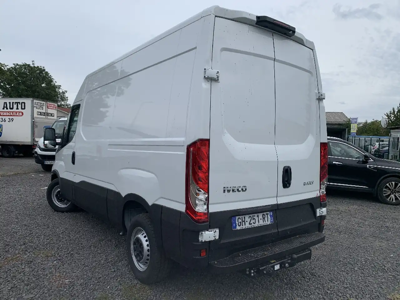 Iveco Daily 2022 — фото 10