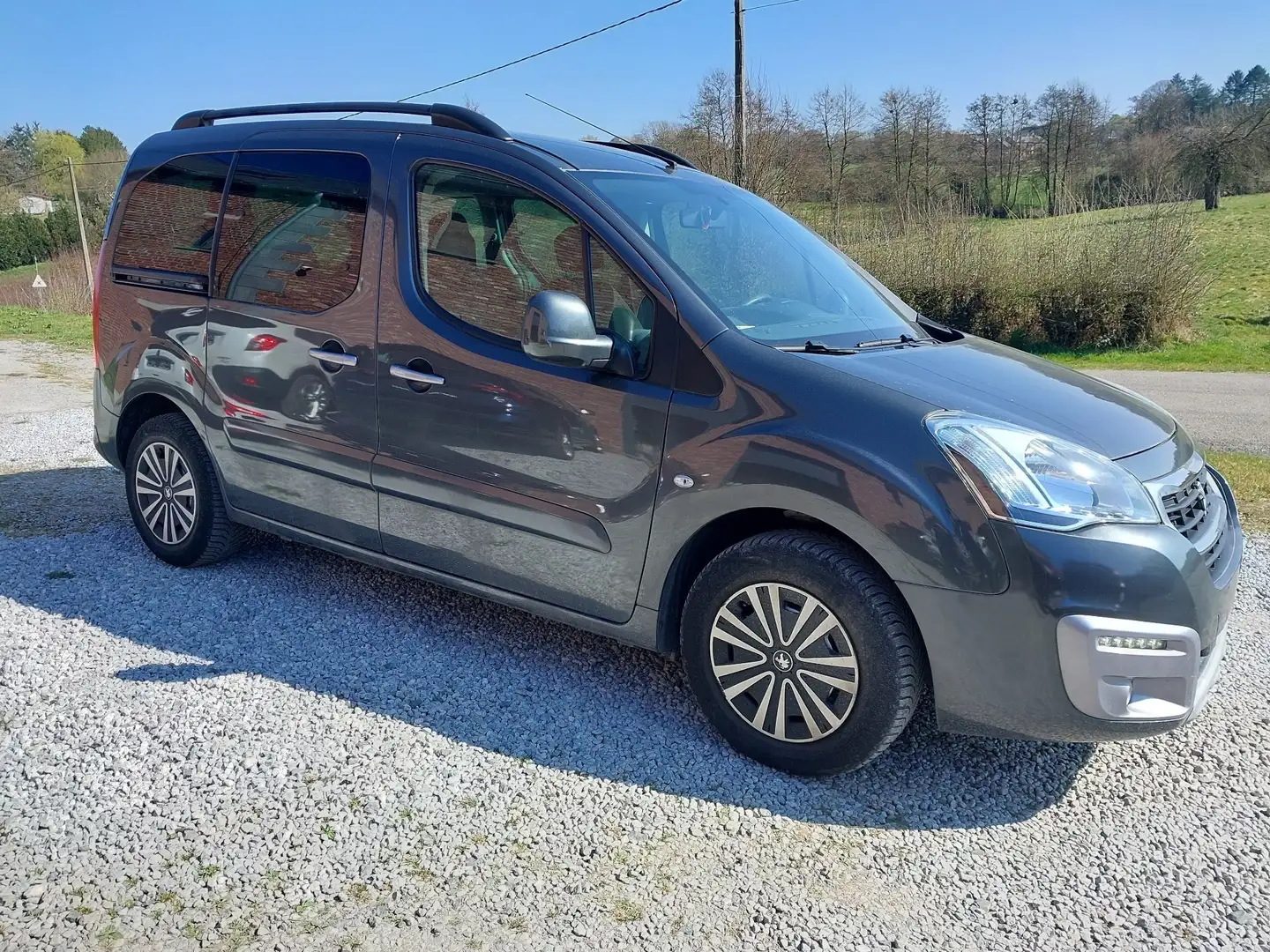 Peugeot Partner Tepee 1.6 BlueHDi Active S&S Grijs - 1