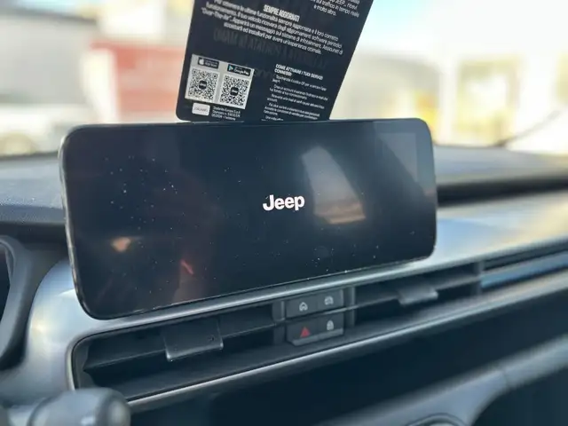 Jeep Avenger view 14