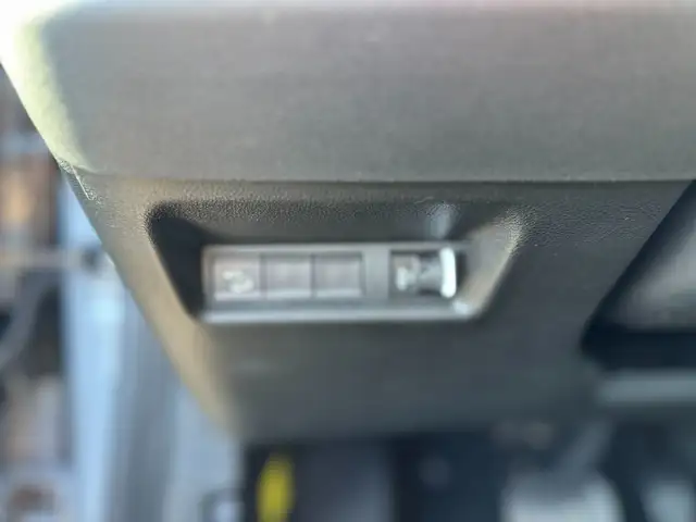 Jeep Avenger view 13