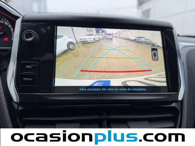 Peugeot 2008 view 9