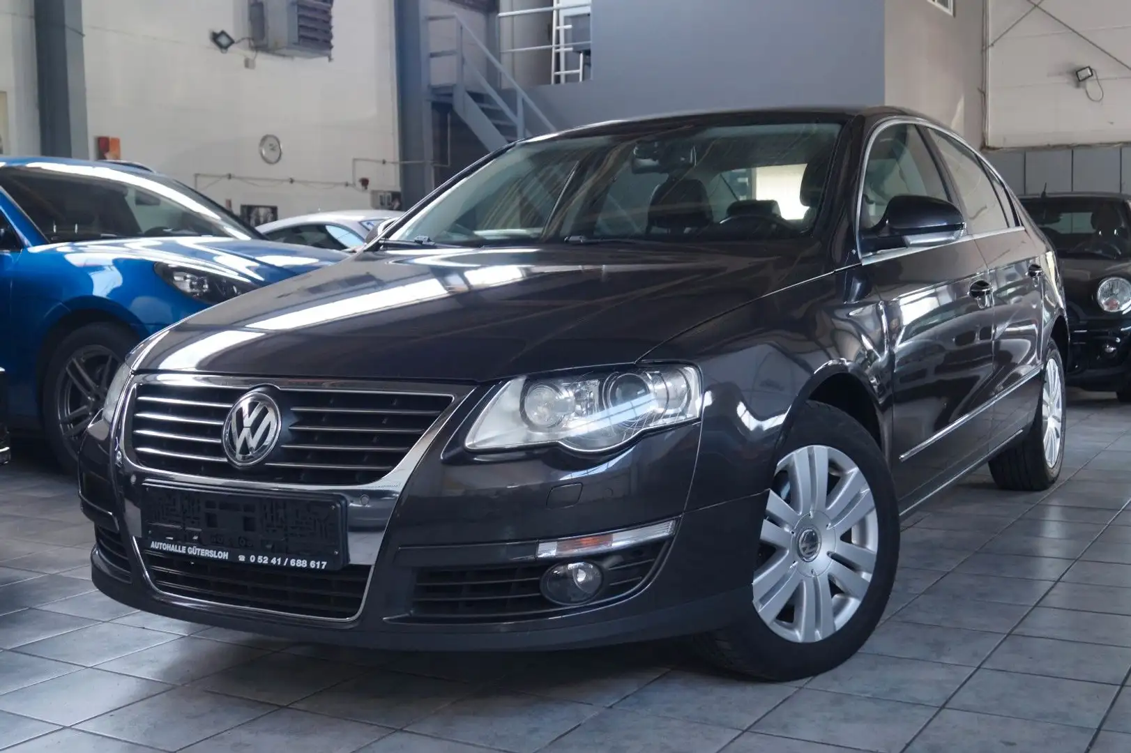 Volkswagen Passat 2.0 Lim. Highline*Alcantara*PDC*Xenon* - 1