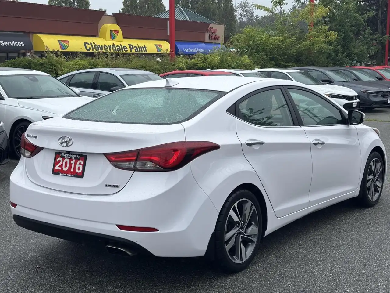 Hyundai ELANTRA снимка Hyundai ELANTRA