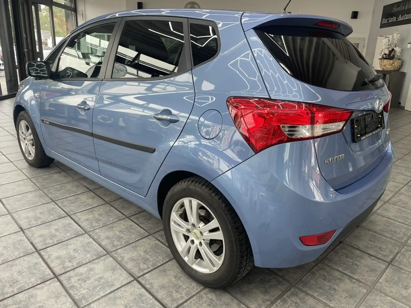 Hyundai iX20 1.4 Comfort, 2.Hand, Klimaautom., Sitzheiz. Blau - 2