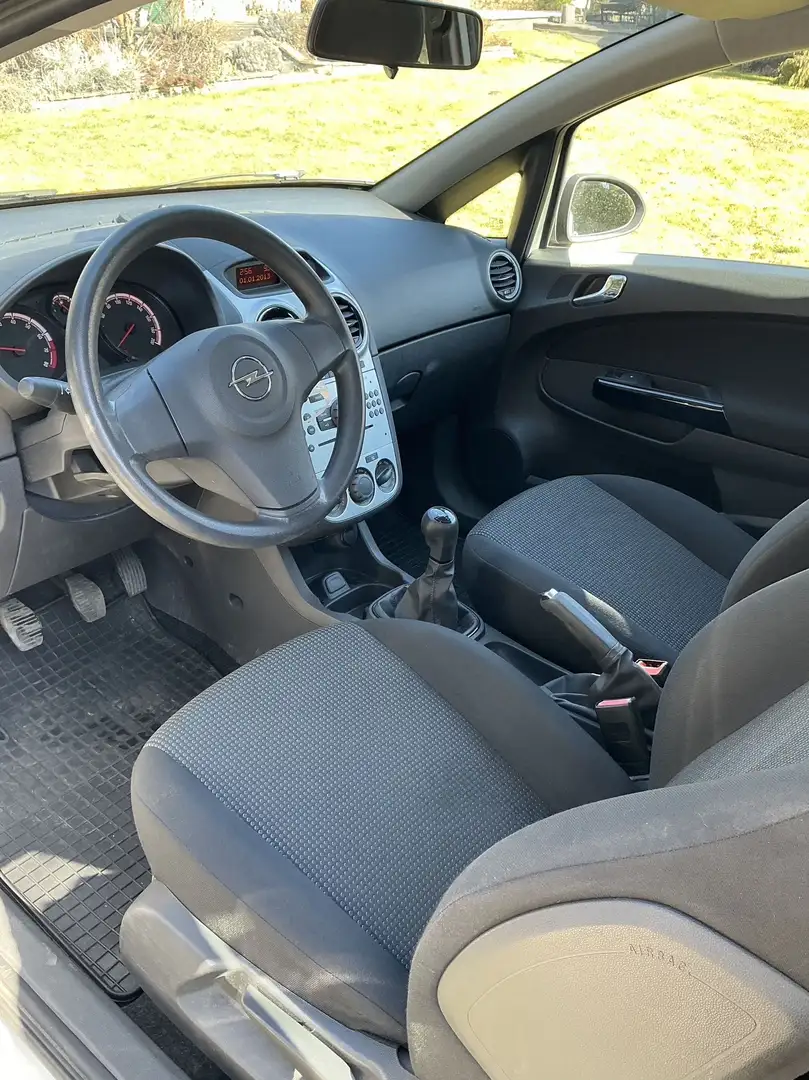 Opel Corsa LS 1,3 S Silber - 2