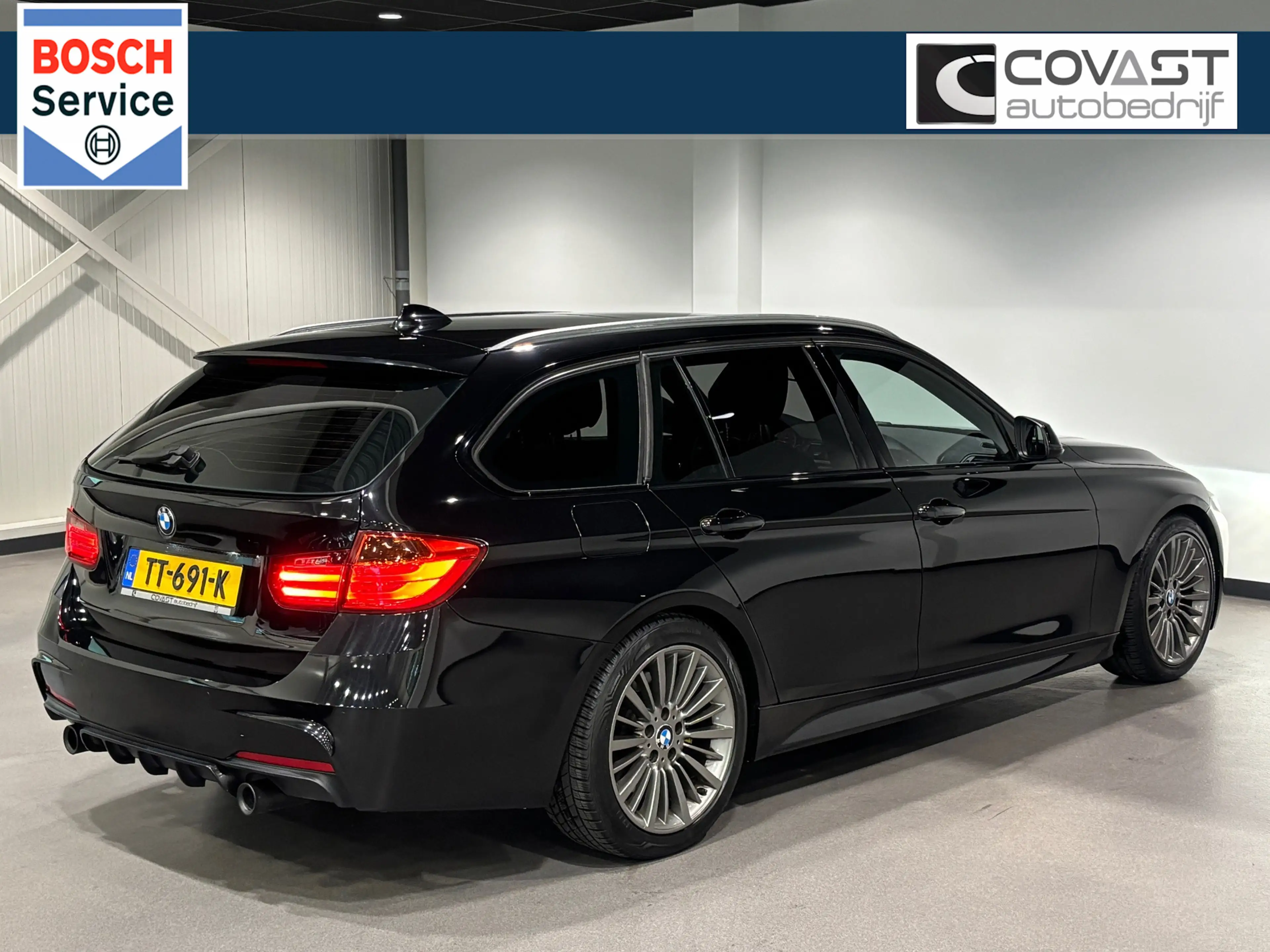 BMW 335 3-serie Touring 335i xDrive High Executive M-pakke — photo 7