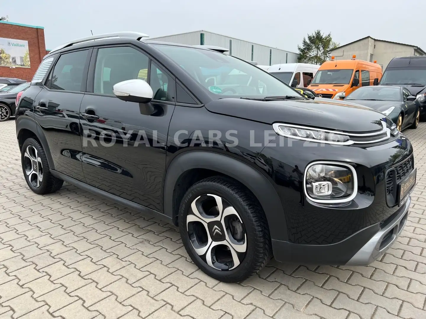 Citroen C3 Aircross BlueHDi 120 Stop&Start C-Series EAT6 Schwarz - 1