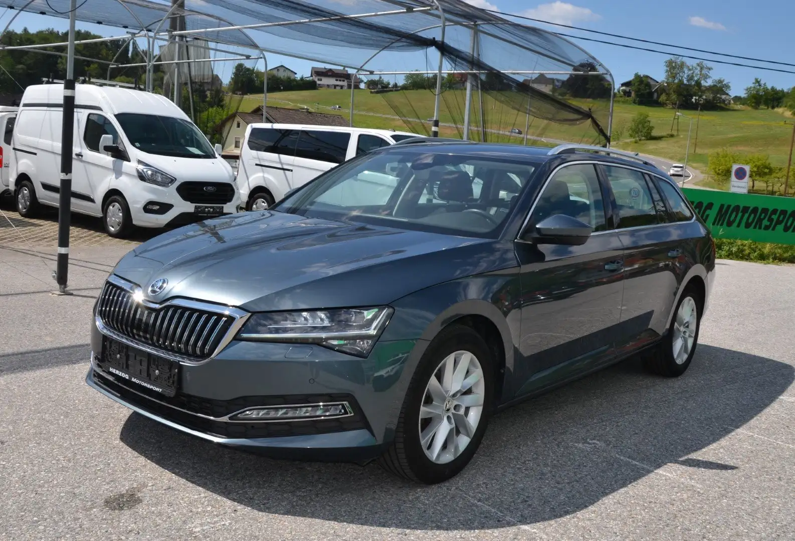 Skoda Superb Superb Kombi 1,5 TSI Style DSG MATRIX MEMORY 1.BES Grau - 2
