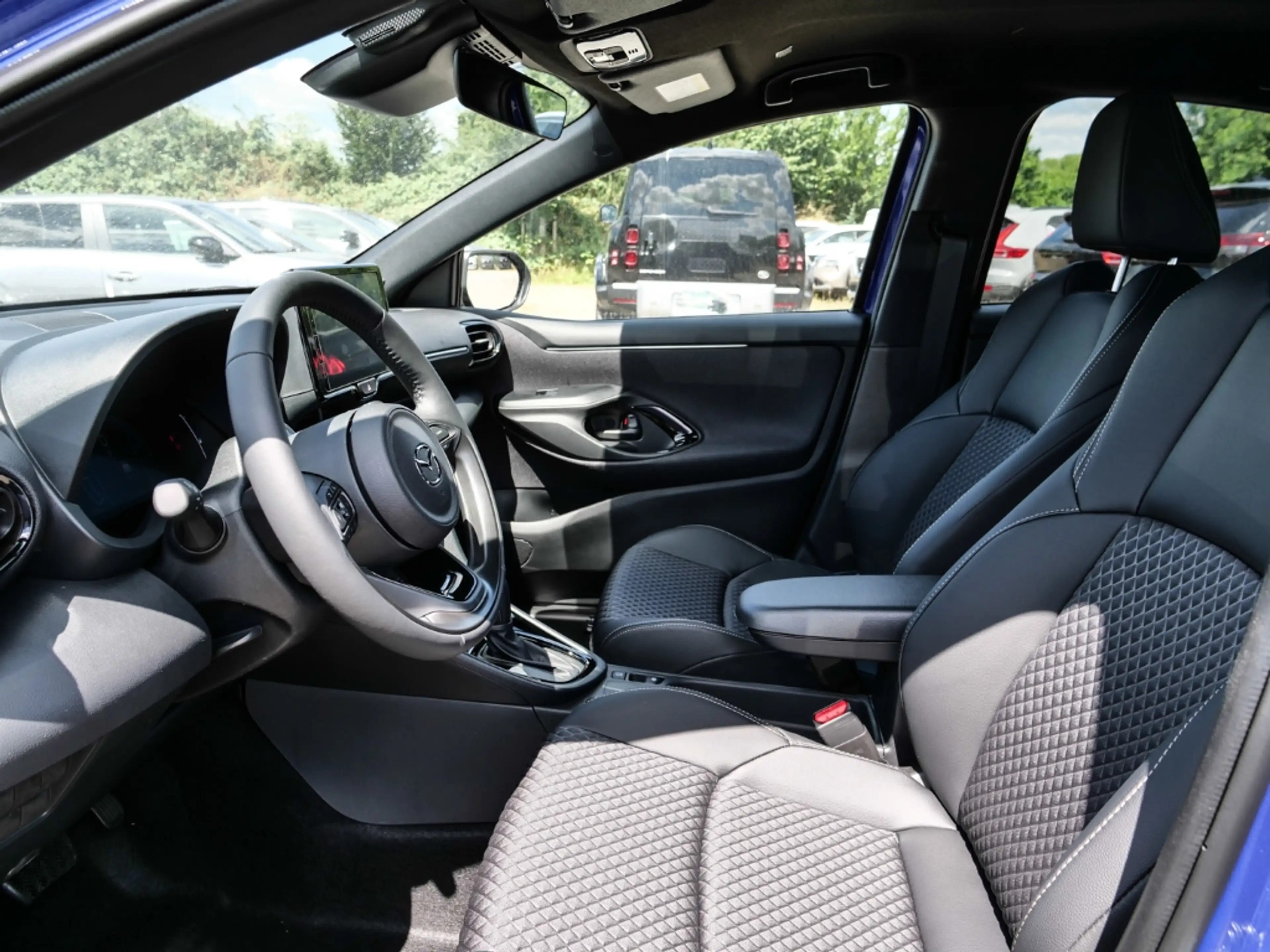Mazda 2 Homura 1.5L VVT-i 116 PS CVT FWD LEDER — photo 6