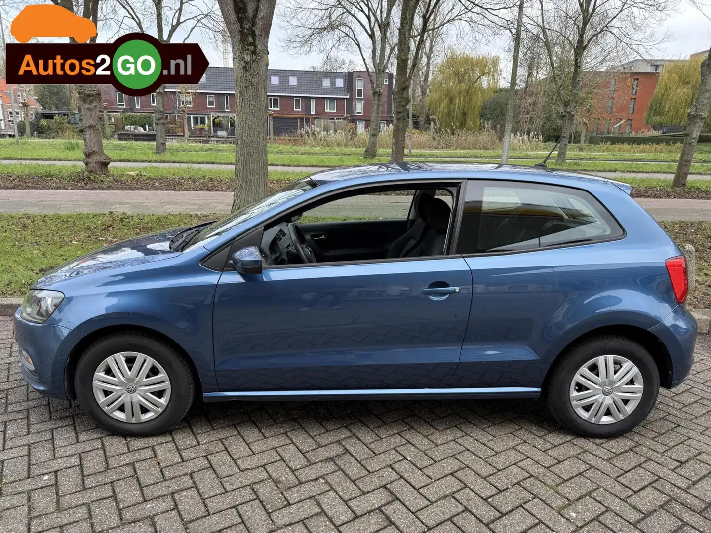Volkswagen Polo 1.0 Easyline Bleu - 2