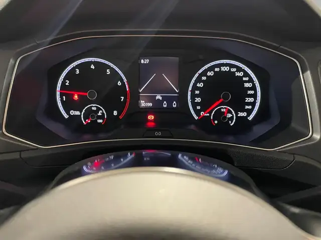 Volkswagen T-Roc view 2