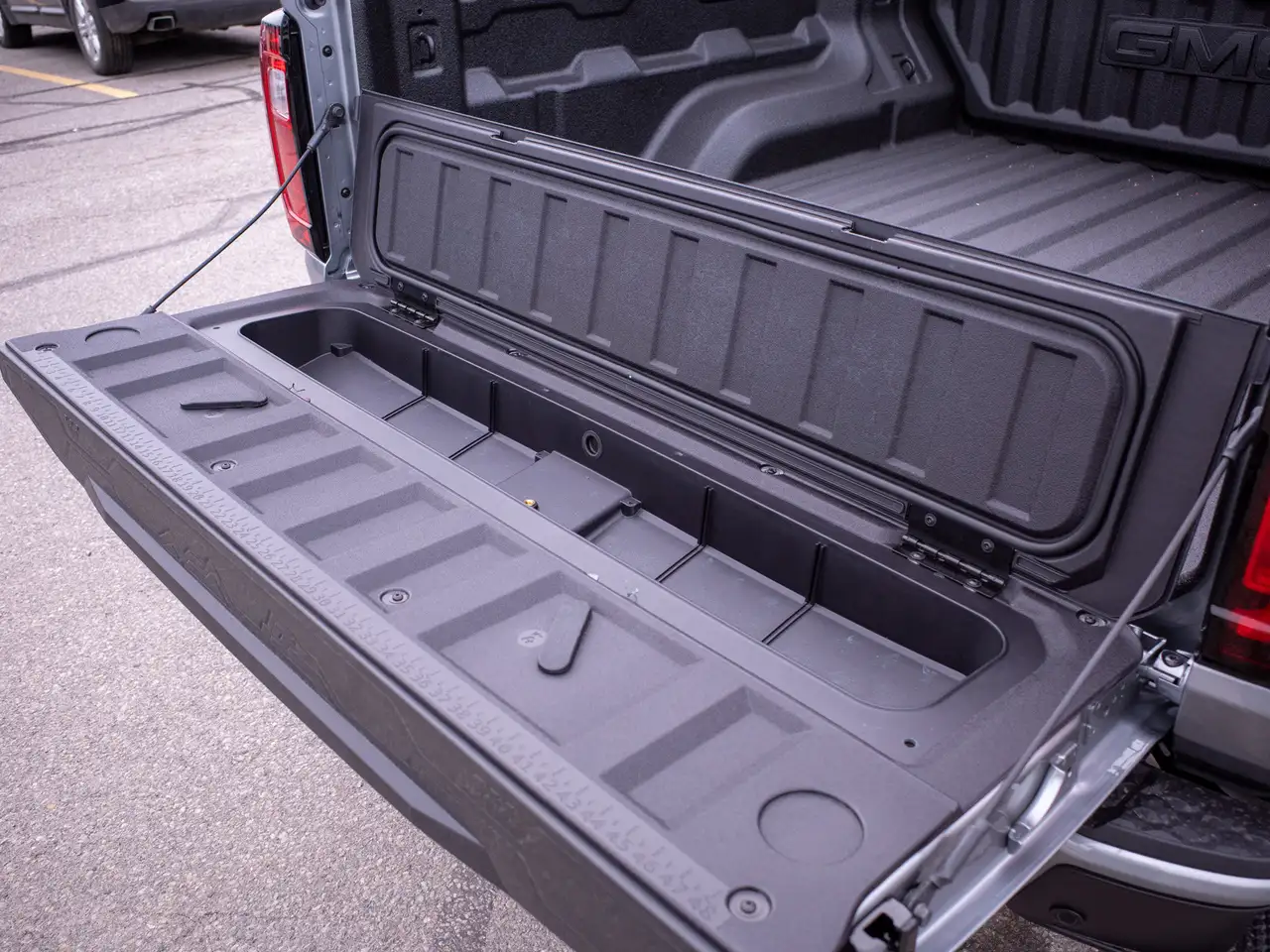 GMC Canyon снимка GMC Canyon