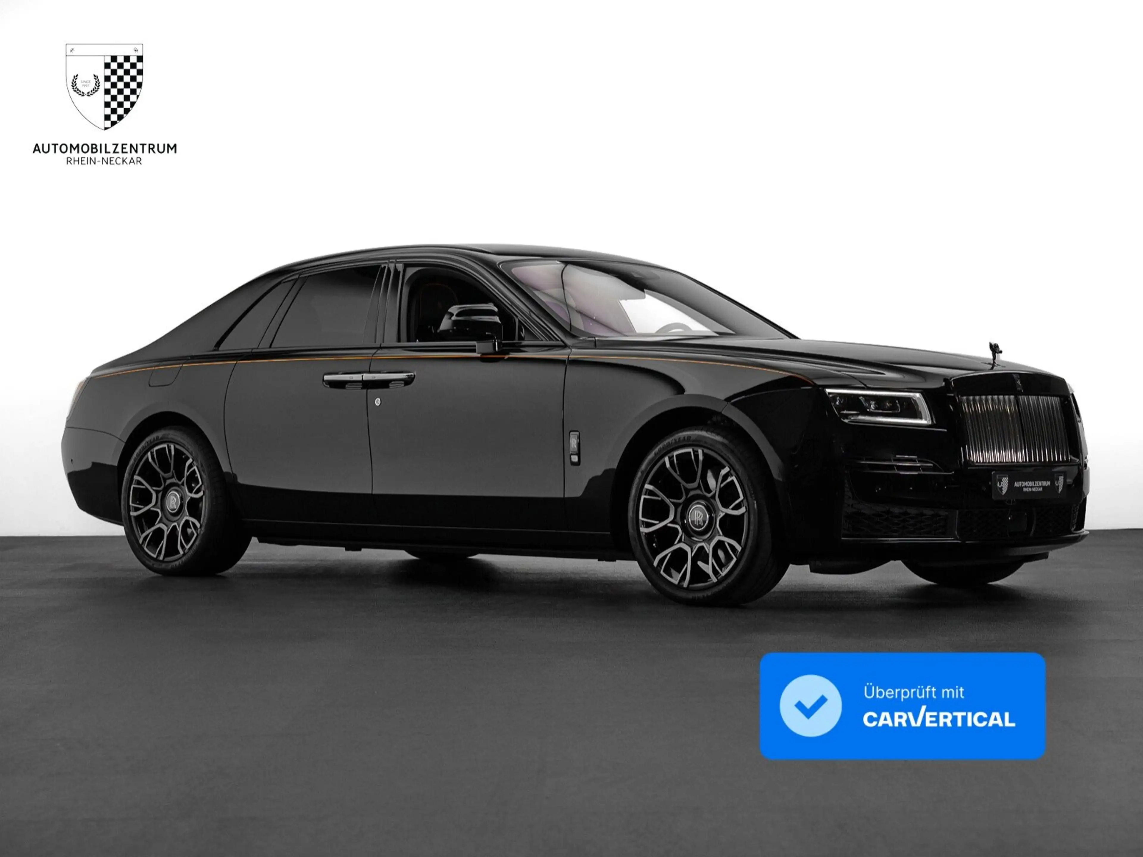 Rolls-Royce Ghost Ghost Black Badge Coachline/Starburst/Bespoke