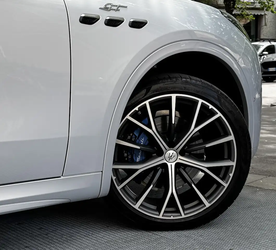 Maserati Grecale 2023