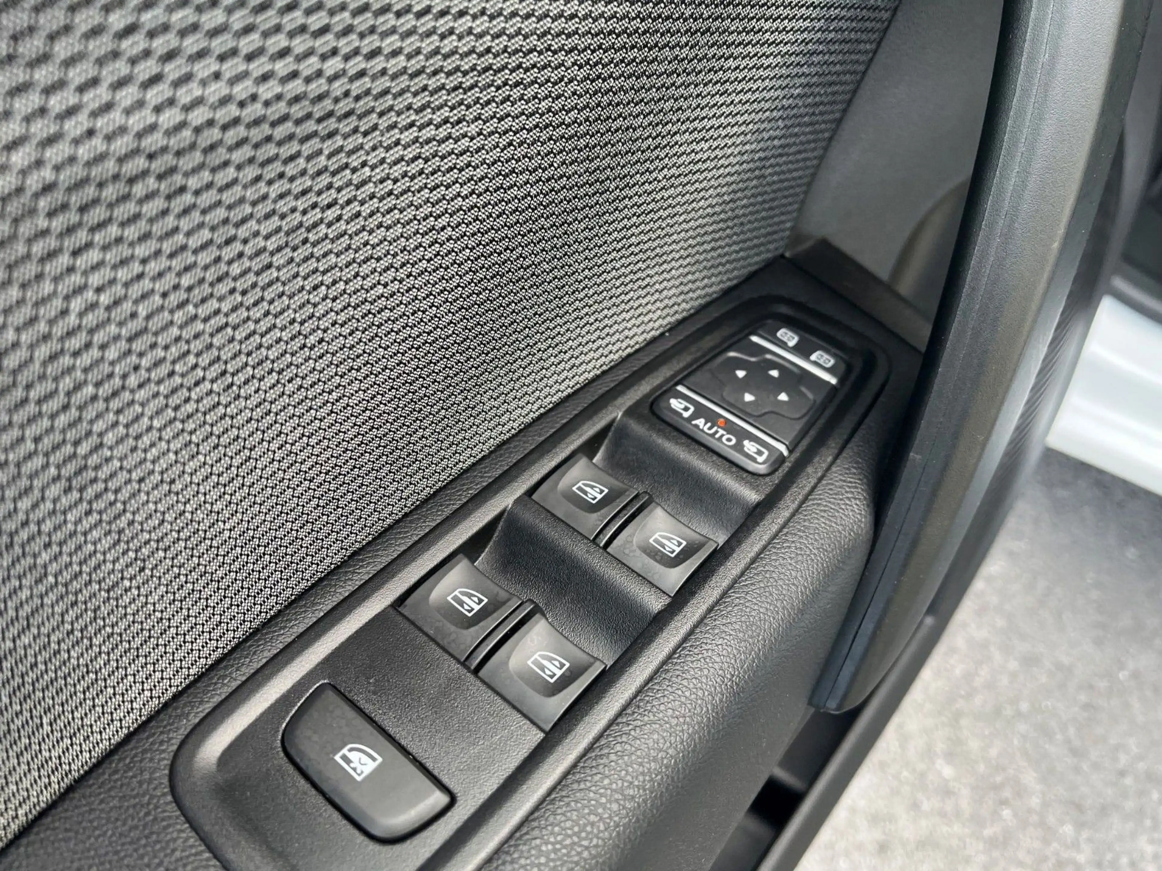 Renault Kangoo Equilibre TCe 130 — photo 14