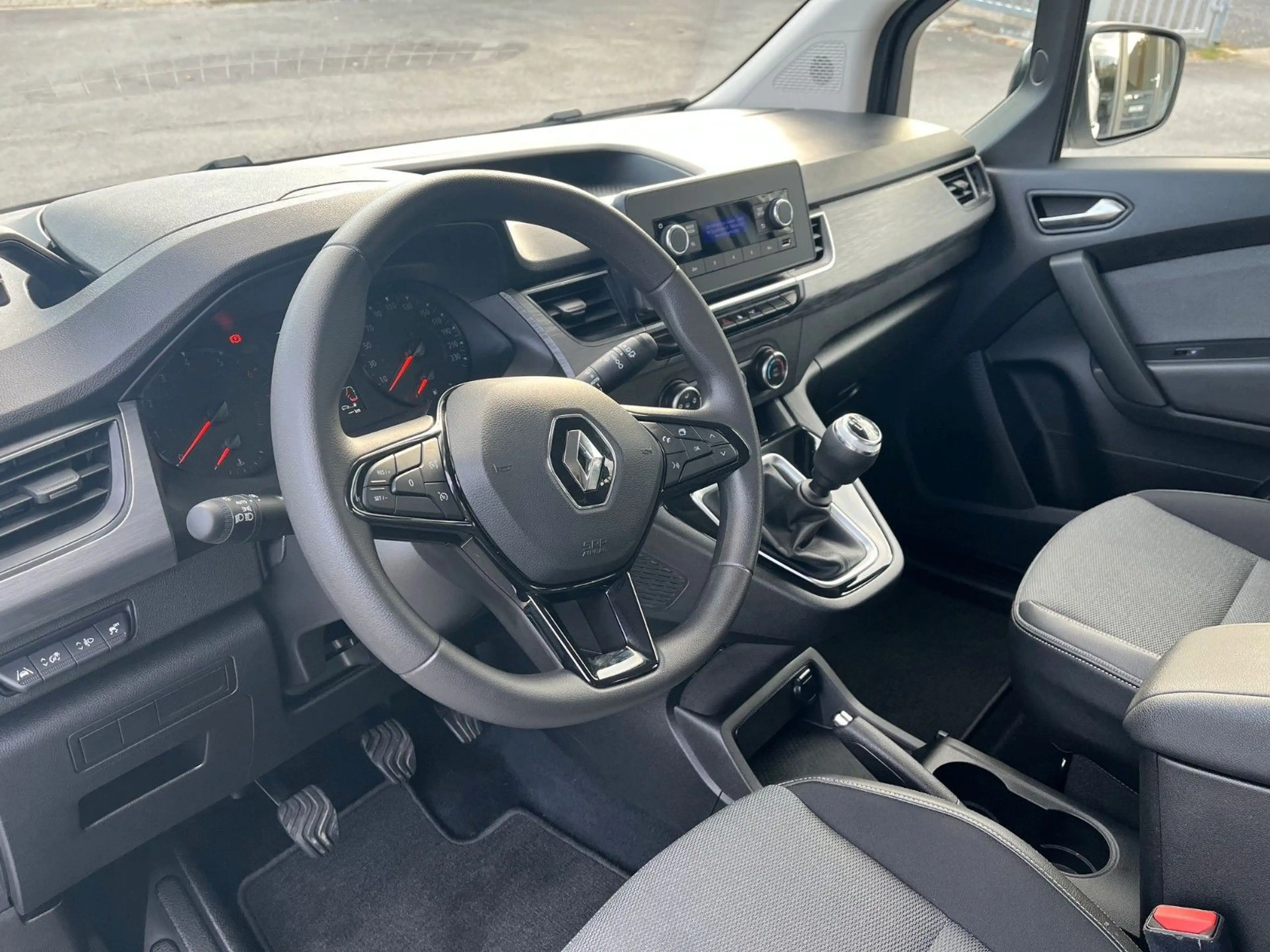 Renault Kangoo Equilibre TCe 130 — photo 9