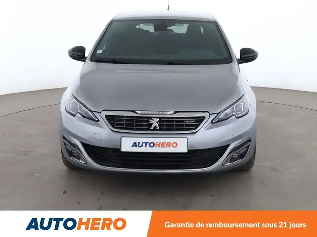 Peugeot 308 view 9