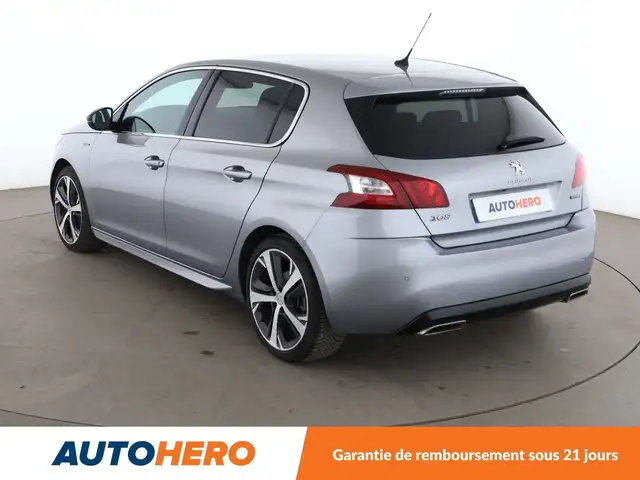 Peugeot 308 view 4