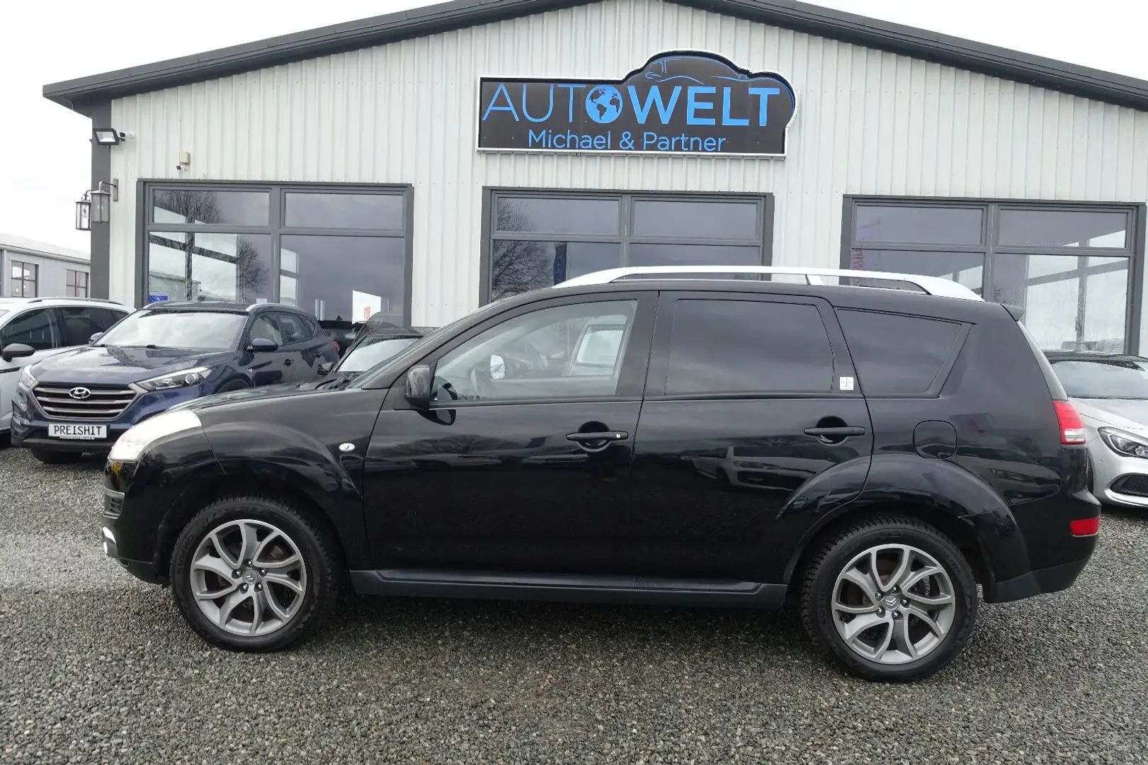 Citroen C-Crosser 2.2 HDI KLIMAAUT T-Leder 7 Sitzer XEN Schwarz - 1