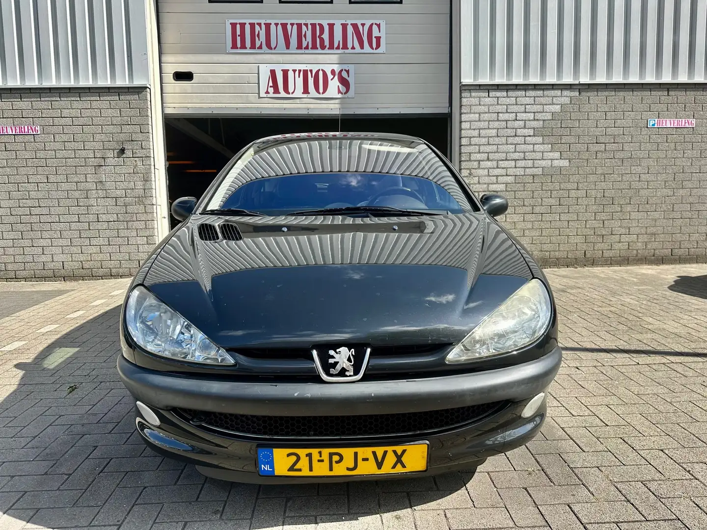 Peugeot 206 1.4-16V Gentry | Airco | Zwart - 2