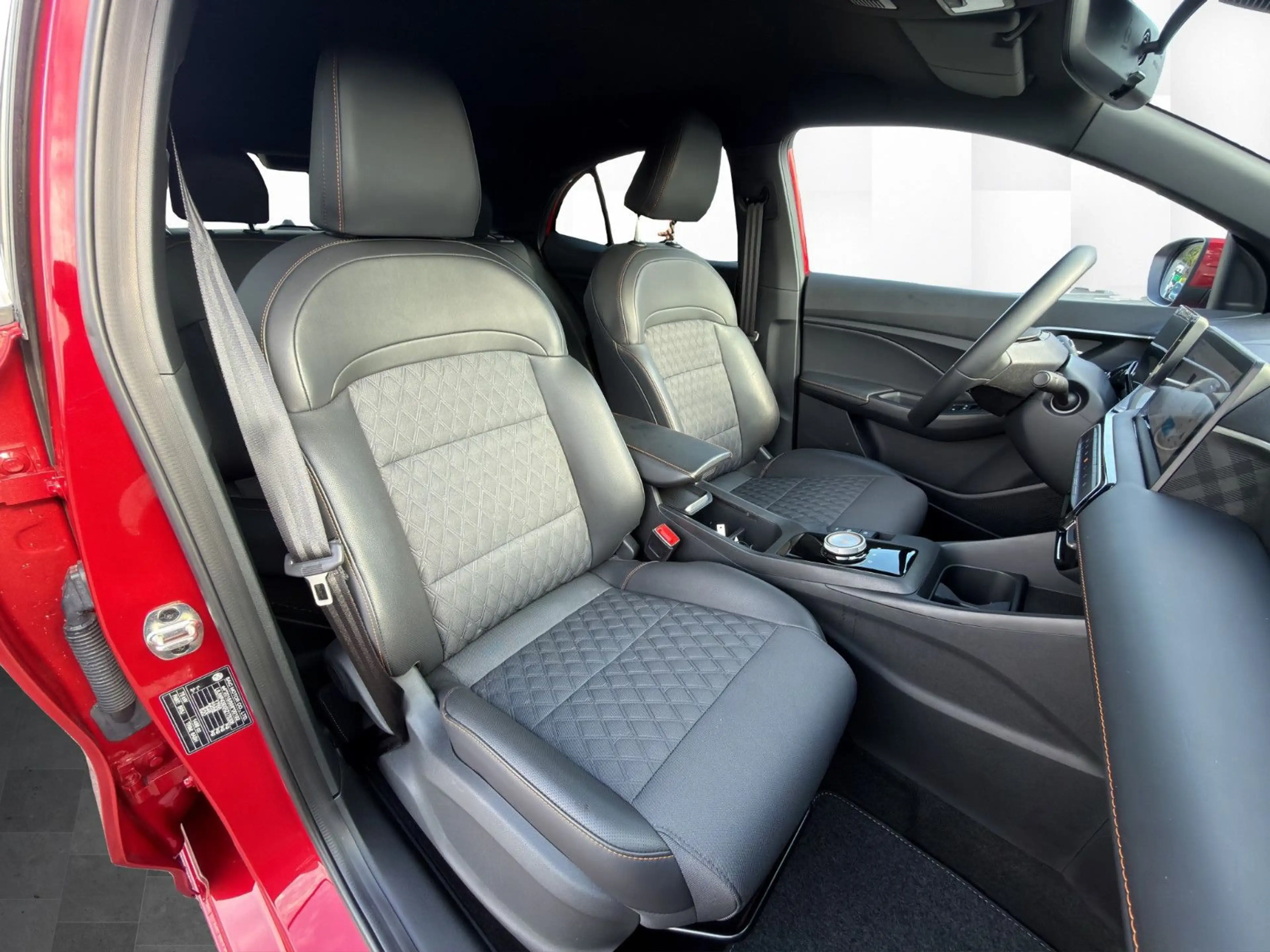 MG MG3 1.5 Hybrid+ 143 kW Luxury *ACC*APP*360*SHZ* — photo 18
